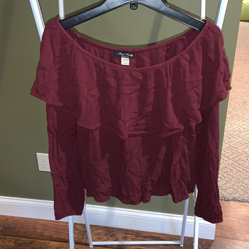 Final touch off the shoulder top